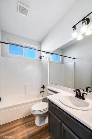 4888 Ellington, Ventura, CA 93003