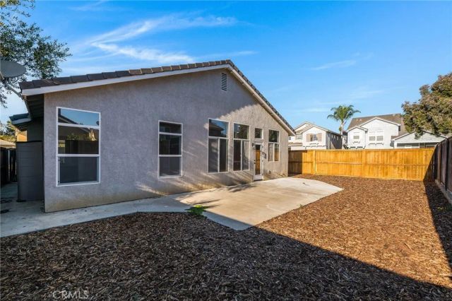 4888 Ellington, Ventura, CA 93003
