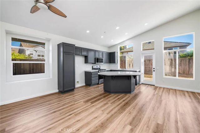 4888 Ellington, Ventura, CA 93003