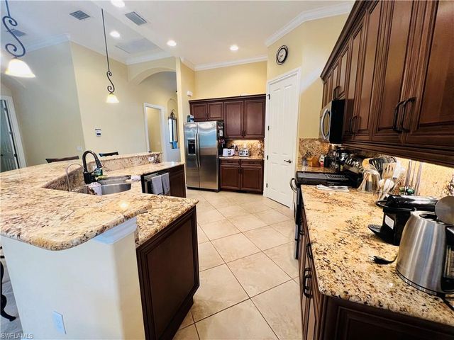 15903 Secoya Reserve CIR, Naples, FL 34110