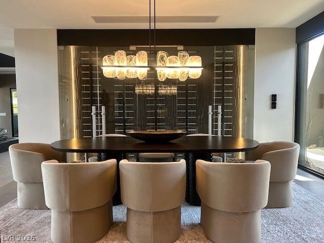 12 Chisel Crest Court, Henderson, NV 89012