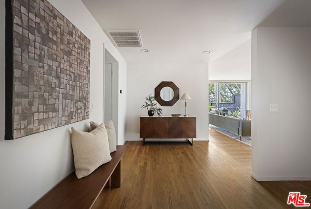 3842 Cazador Street, Los Angeles, CA 90065