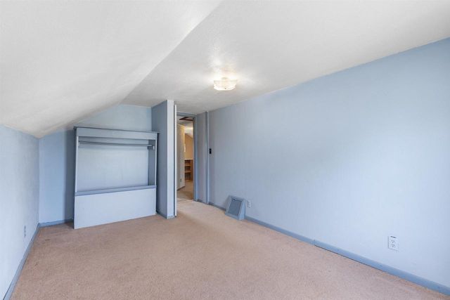 1029 W 7TH AVENUE, Oshkosh, WI 54902