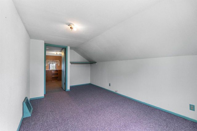 1029 W 7TH AVENUE, Oshkosh, WI 54902