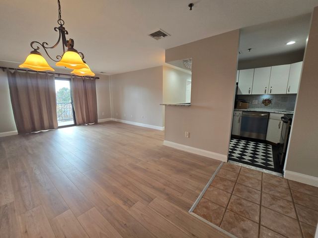 500 Washington St 409, Quincy, MA 02169