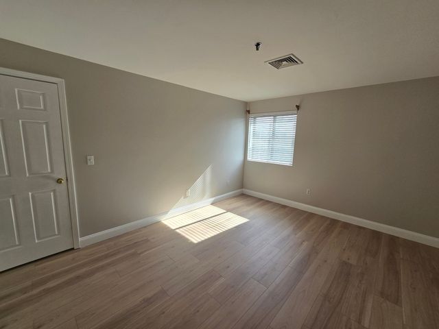 500 Washington St 409, Quincy, MA 02169