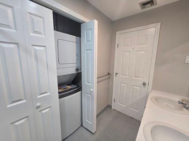 500 Washington St 409, Quincy, MA 02169