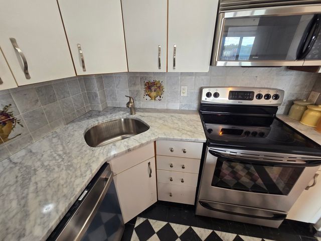 500 Washington St 409, Quincy, MA 02169