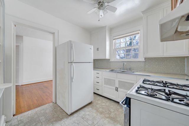 1605 Syracuse AVE, Roanoke, VA 24017