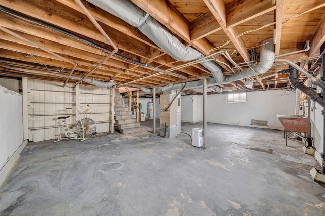 1605 Syracuse AVE, Roanoke, VA 24017