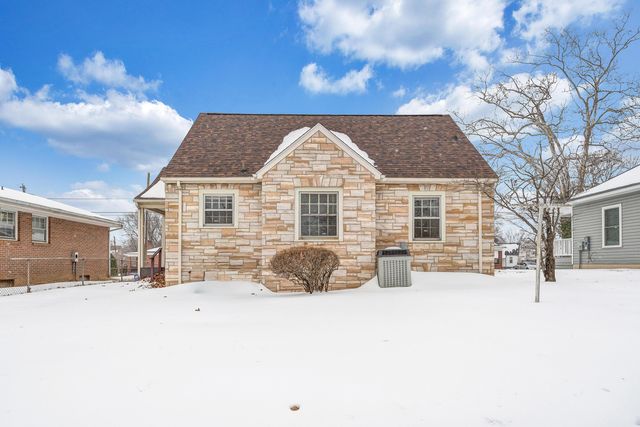 1605 Syracuse AVE, Roanoke, VA 24017