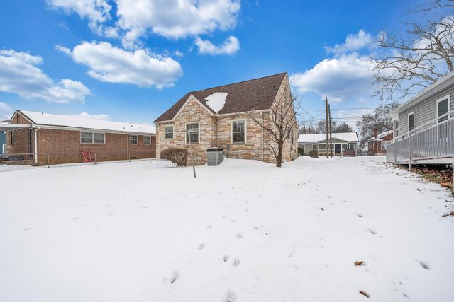 1605 Syracuse AVE, Roanoke, VA 24017