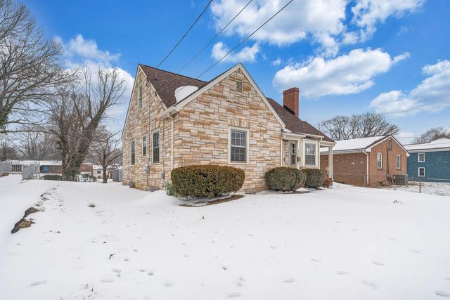 1605 Syracuse AVE, Roanoke, VA 24017