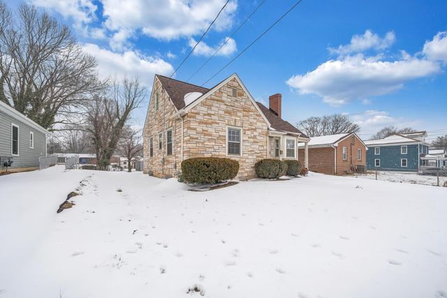 1605 Syracuse AVE, Roanoke, VA 24017