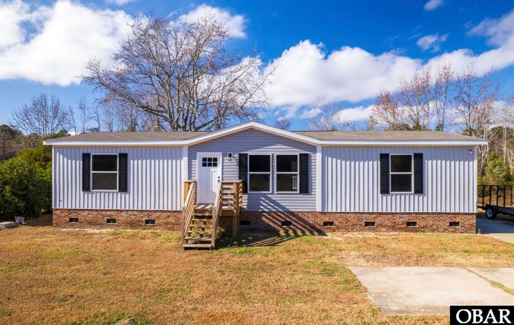 Image 1 of property listing at 298 Jarvisburg Road Lot 1A, Jarvisburg, NC 27947