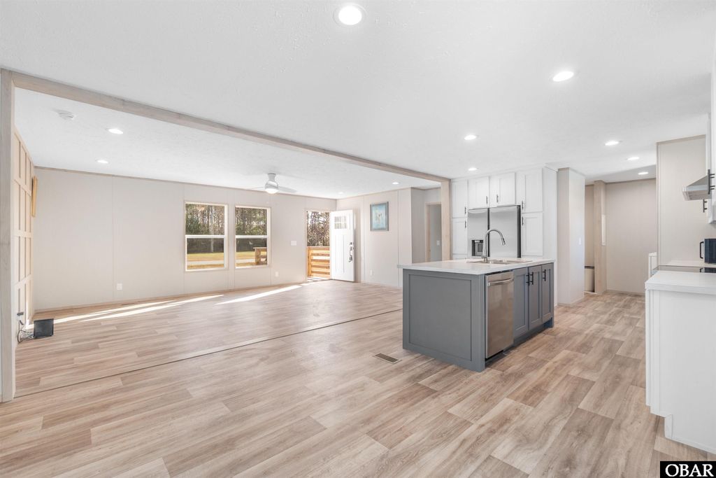 Image 11 of property listing at 298 Jarvisburg Road Lot 1A, Jarvisburg, NC 27947