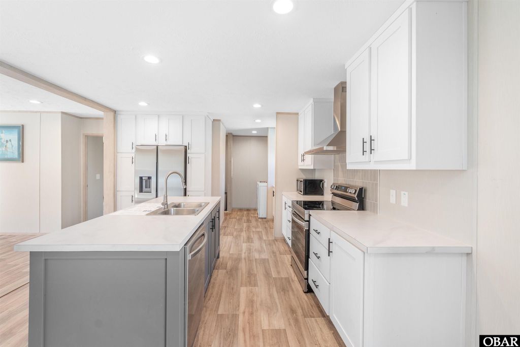 Image 12 of property listing at 298 Jarvisburg Road Lot 1A, Jarvisburg, NC 27947