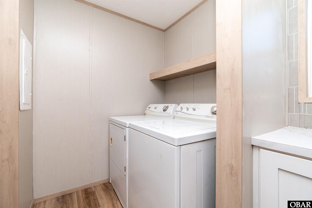 Image 16 of property listing at 298 Jarvisburg Road Lot 1A, Jarvisburg, NC 27947