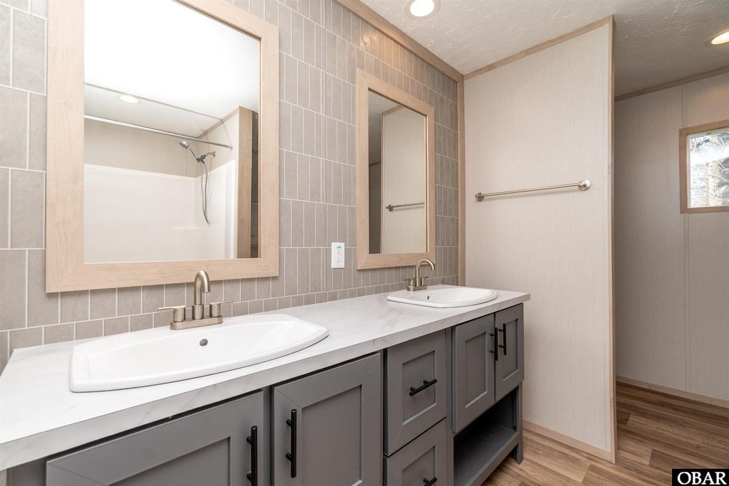 Image 21 of property listing at 298 Jarvisburg Road Lot 1A, Jarvisburg, NC 27947