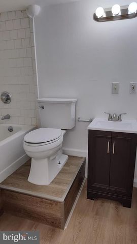 7827 WISE AVE, Dundalk, MD 21222