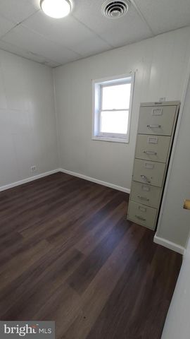 7827 WISE AVE, Dundalk, MD 21222