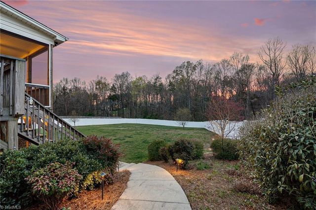 245 Centenary Ridge Drive, Clemmons, NC 27012