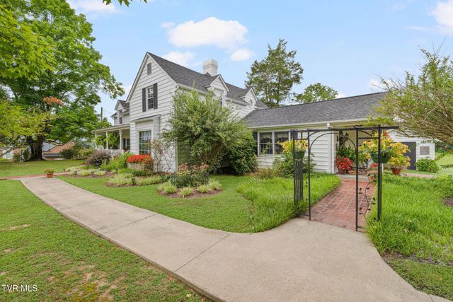 594 New Bethel Road, Piney Flats, TN 37686