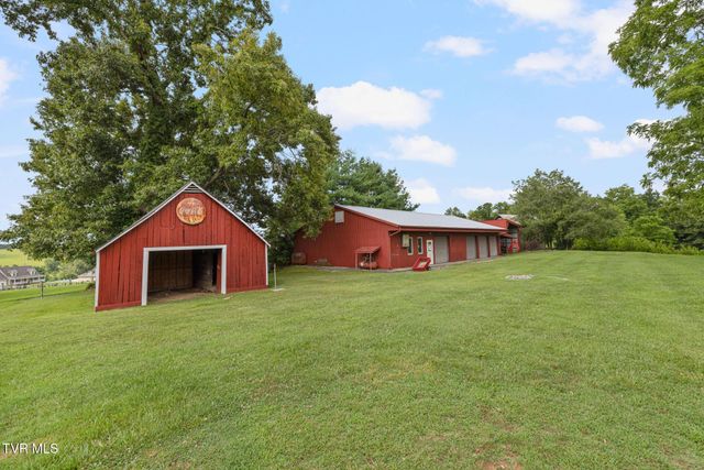 594 New Bethel Road, Piney Flats, TN 37686