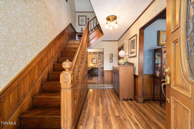 594 New Bethel Road, Piney Flats, TN 37686
