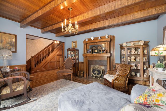 594 New Bethel Road, Piney Flats, TN 37686