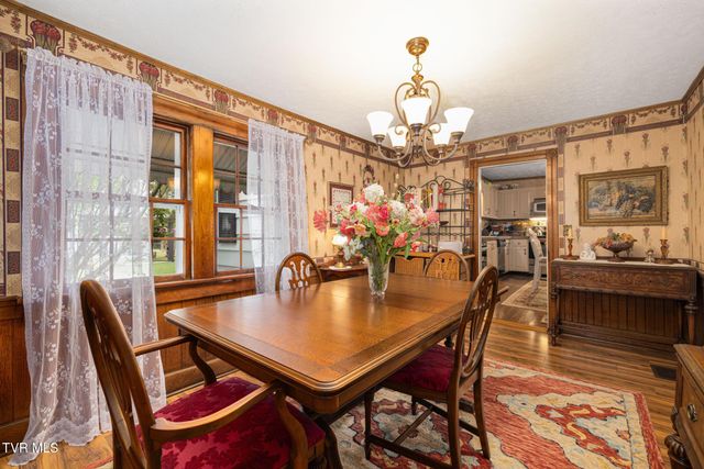 594 New Bethel Road, Piney Flats, TN 37686