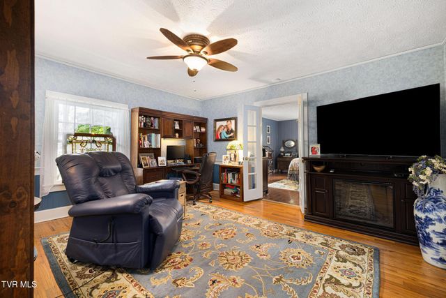 594 New Bethel Road, Piney Flats, TN 37686