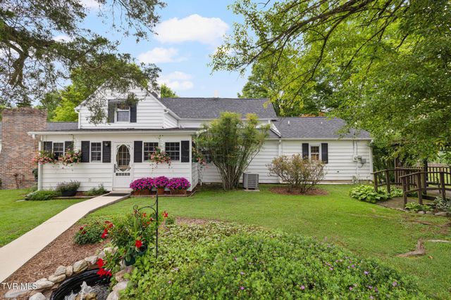 594 New Bethel Road, Piney Flats, TN 37686