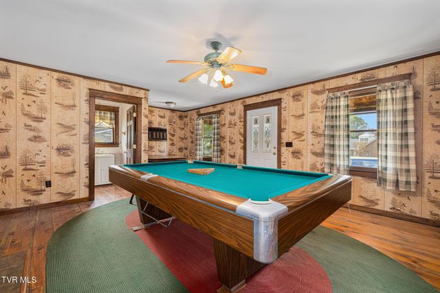 594 New Bethel Road, Piney Flats, TN 37686
