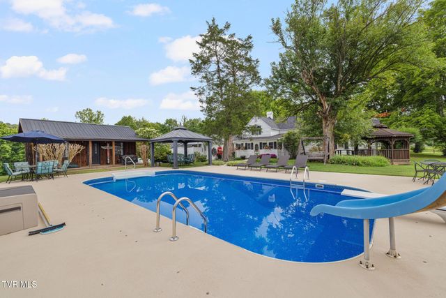 594 New Bethel Road, Piney Flats, TN 37686