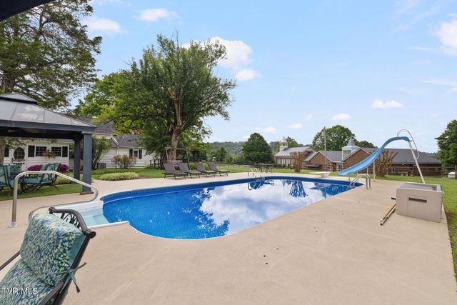 594 New Bethel Road, Piney Flats, TN 37686