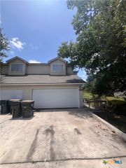 933 Sagewood, San Marcos, TX 78666