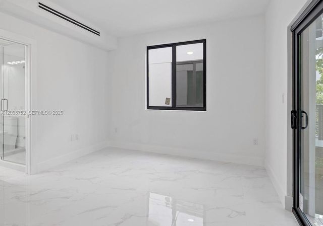 3374 Perry Frow Drive B, Miami, FL 33133