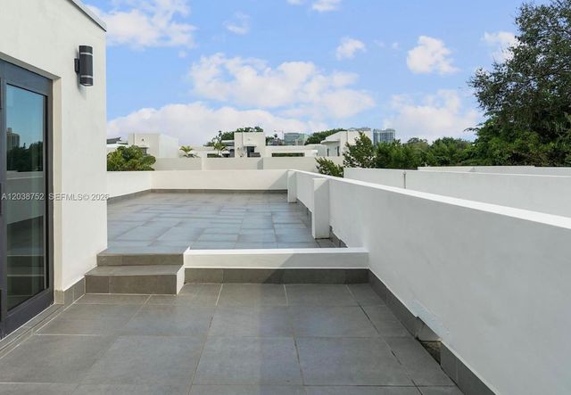 3374 Perry Frow Drive B, Miami, FL 33133