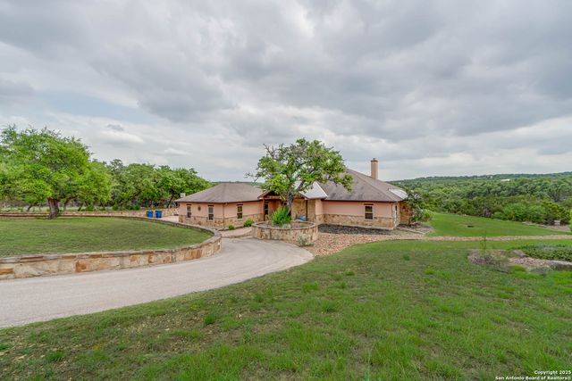 1117 Rebecca Way, Canyon Lake, TX 78133