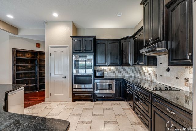 1117 Rebecca Way, Canyon Lake, TX 78133
