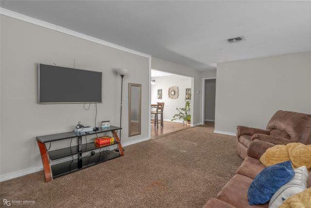 900 Lincoln Drive, Shreveport, LA 71107