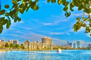 2910 Point East Dr M109, Aventura, FL 33160