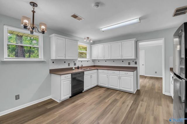 518 Delaney Road NW, Huntsville, AL 35806