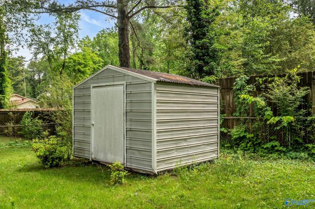 518 Delaney Road NW, Huntsville, AL 35806