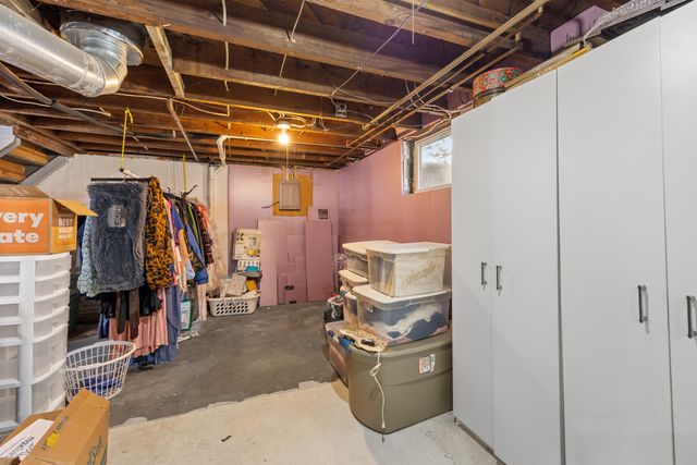 909 Slayton Avenue, Grand Haven City, MI 49417