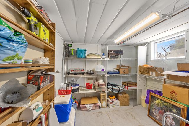 909 Slayton Avenue, Grand Haven City, MI 49417