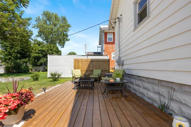 909 Slayton Avenue, Grand Haven City, MI 49417