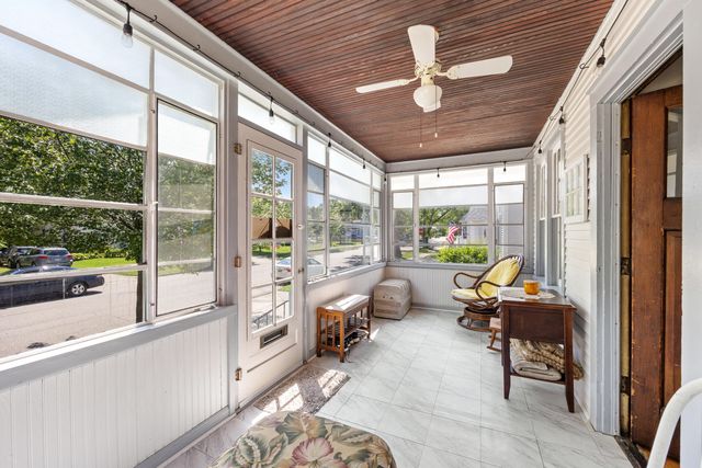 909 Slayton Avenue, Grand Haven City, MI 49417