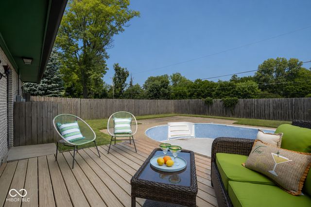 11638 Peacock Court, Indianapolis, IN 46236